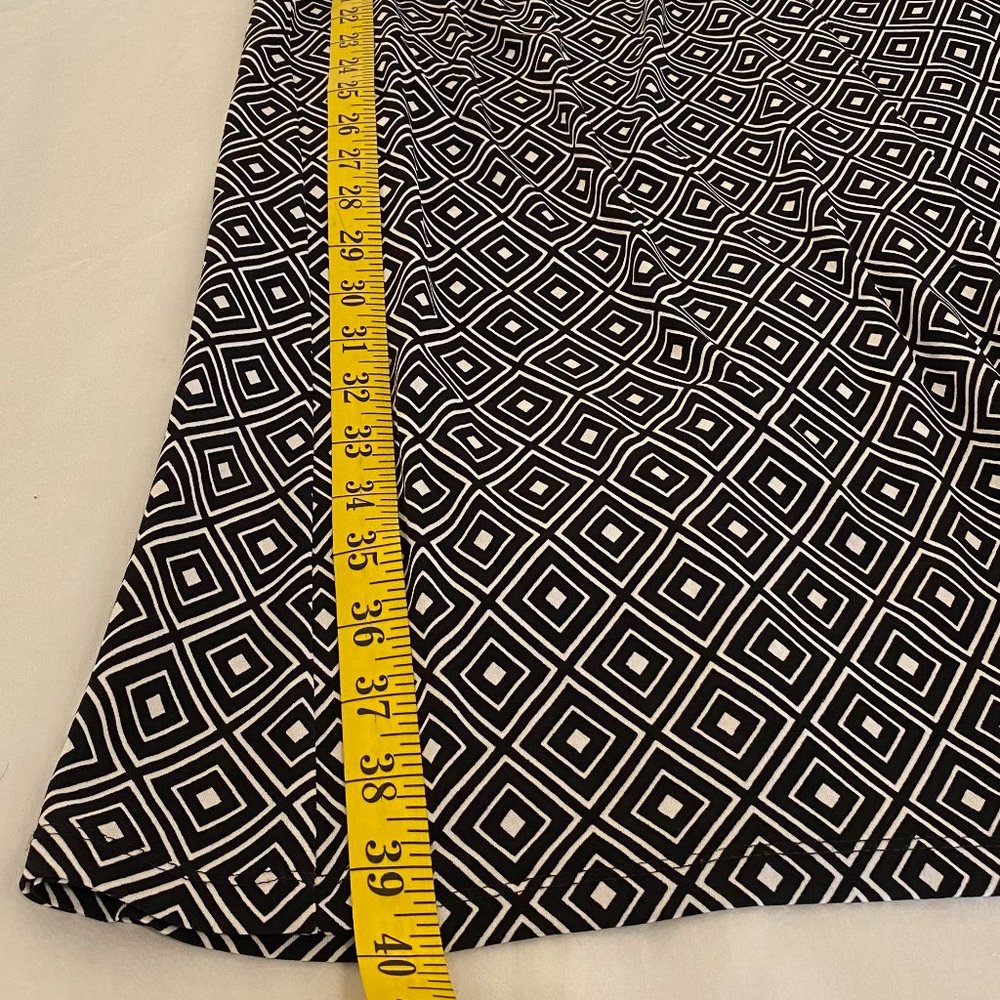 Geometric pattern Dress - Picture 4 of 7
